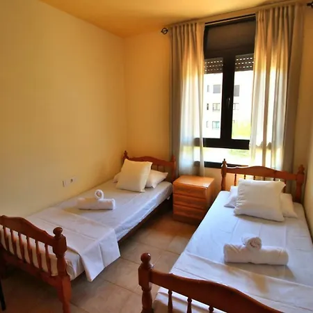 Al07 A 300 Metros De La Playa De Fenals Apartman *
