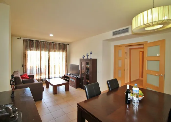 Al07 A 300 Metros De La Playa De Fenals * יורט דה מאר